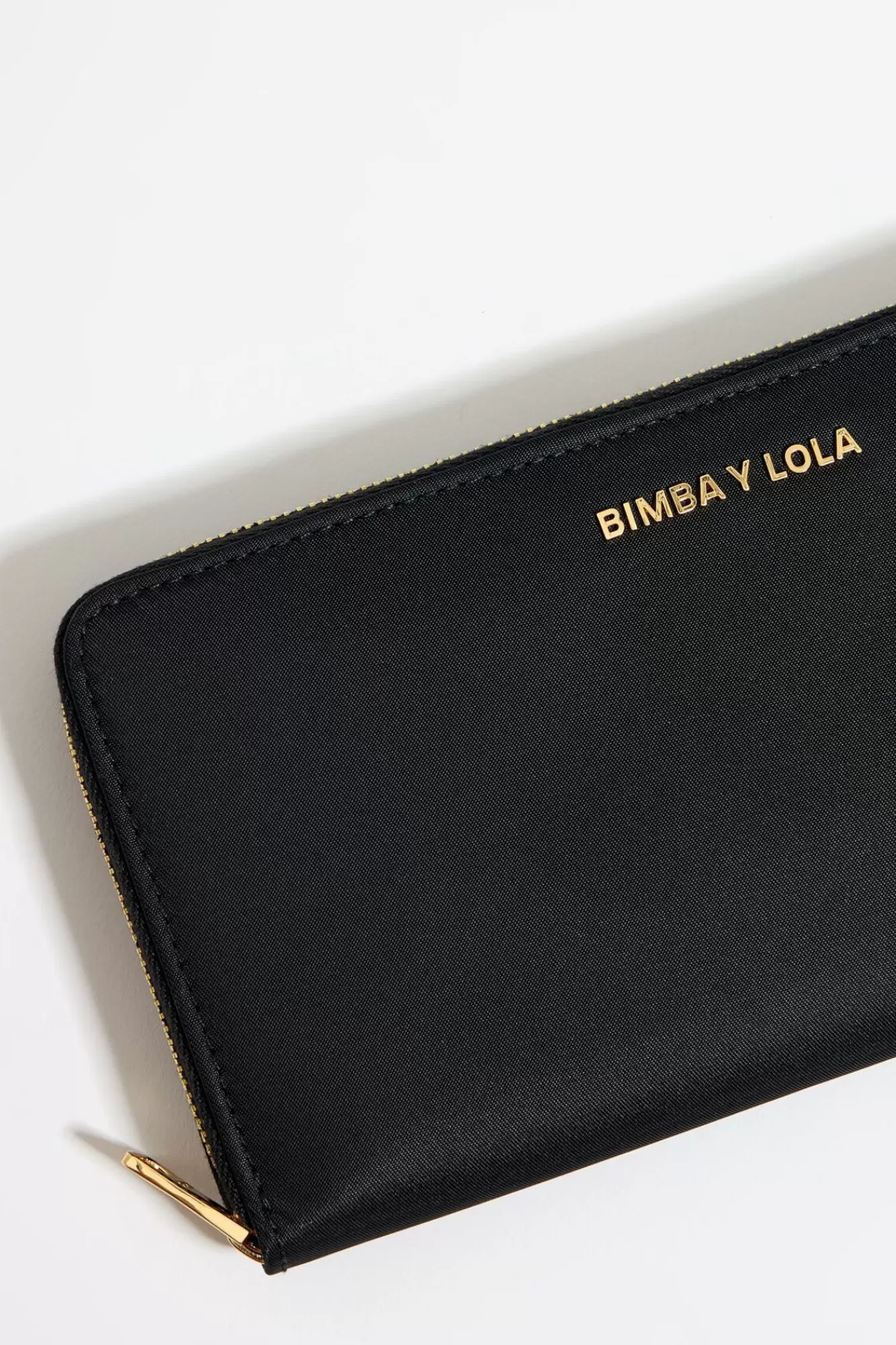 BIMBA Y LOLA Billetera Horizontal Nylon Negra Online