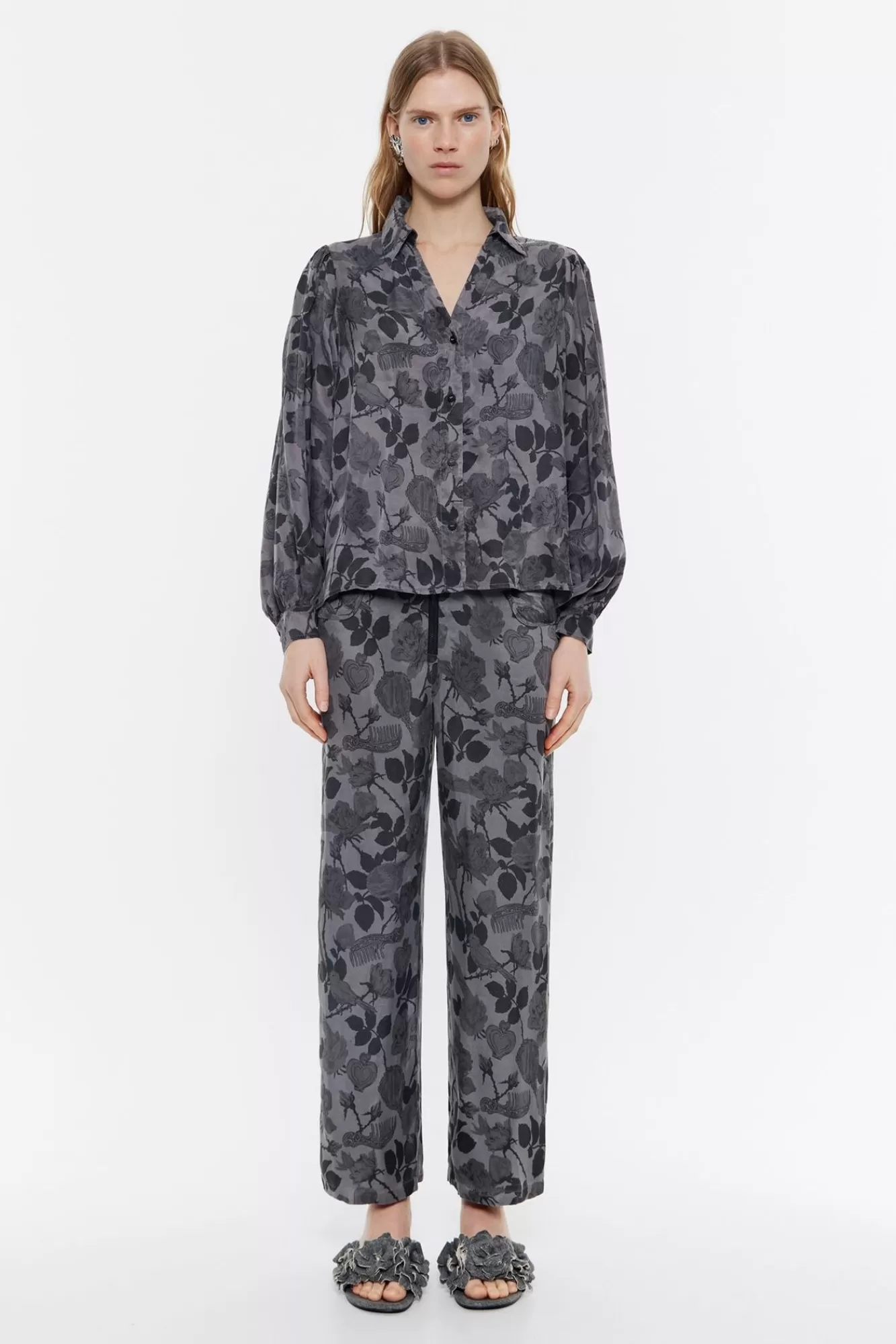 BIMBA Y LOLA Pantalon Recto Fluido Canary Camo Caqui Store