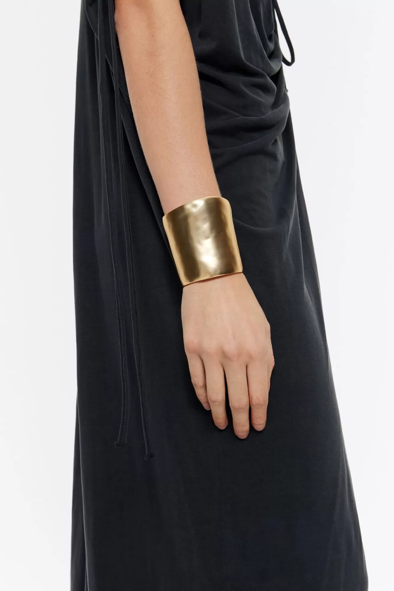 BIMBA Y LOLA Pulsera Rigida Textura Dorado Mate Online